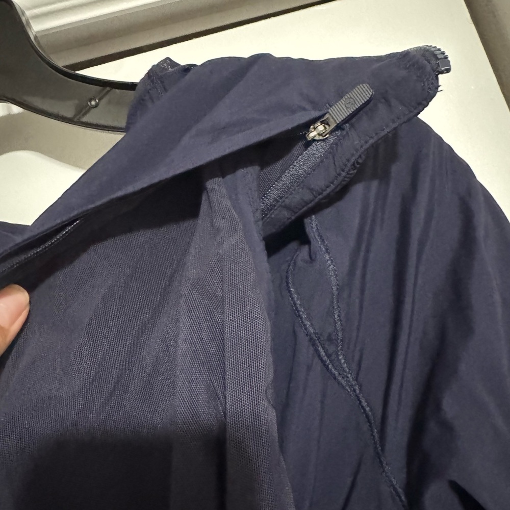 Lululemon light weight jacket - Picture 10 of 10
